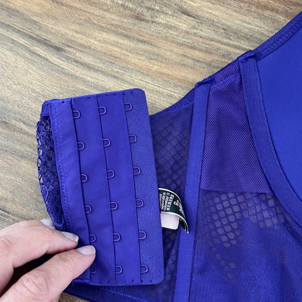 Victoria’s Secret very sexy corset top - Picture 3 of 7